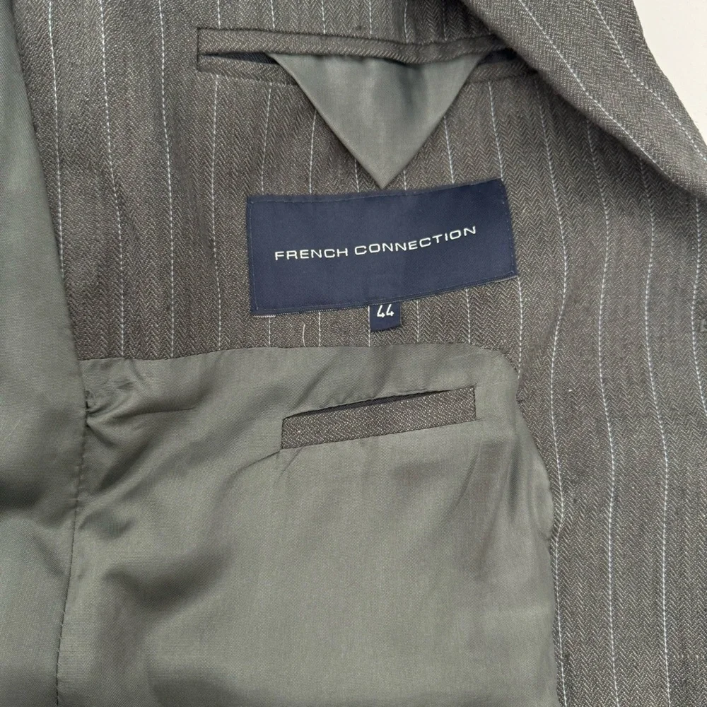 NWD French Connection Men's 100% Linen Gray Blazer Sport coat Men’s 44 Striped